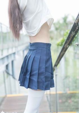 东八区的先生