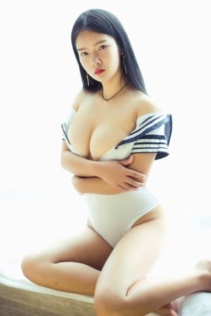 男女边摸边吃奶边做爰动漫