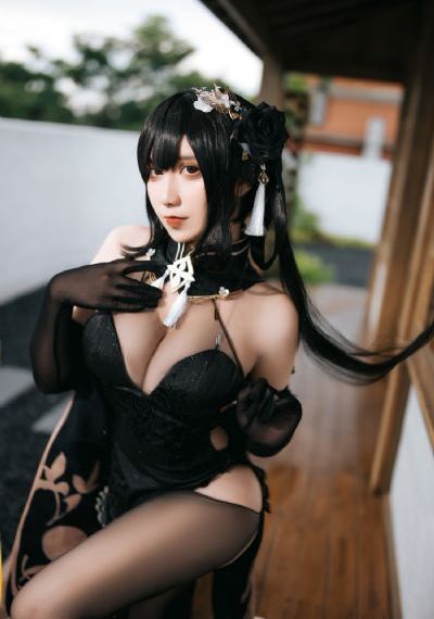 半妖乳娘