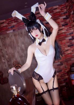 美丽的小蜜蜂4娃娃脸